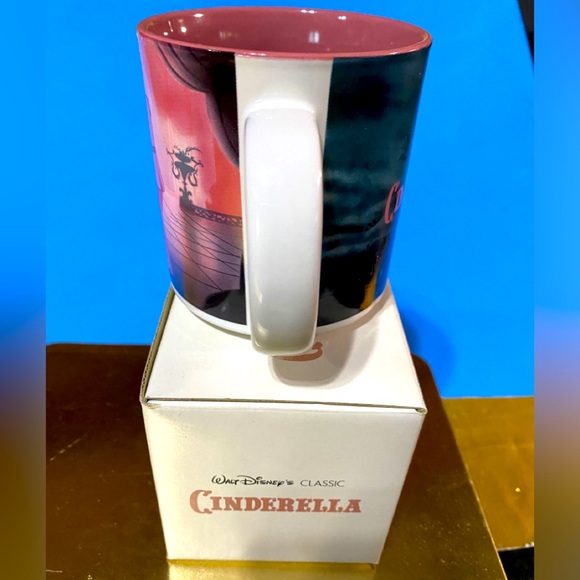 WALT DISNEY’S CLASSIC CINDERELLA VTG 1990’s DISNEY STORE EXCLUSIVE CERAMIC MUG - Picture 11 of 14